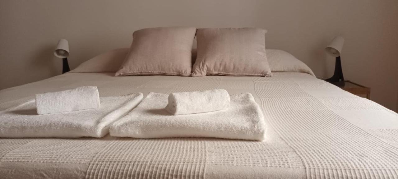 Il Porto Di Ale E Kat Hotell Livorno Exteriör bild